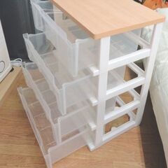 ウッドトップチェスト 4段 プラチェスト 幅55cm 奥行39cm 高さ78cm クリア 木製天板 衣類収納 西岡店の画像