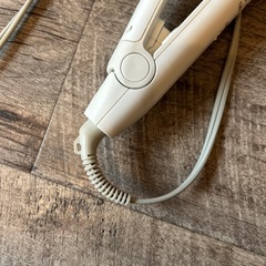 パナソニック　ストレートアイロン　EH-HW12の画像