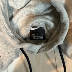 NIKE ナイキ　パーカーの画像