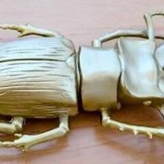 ミヤマクワガタ　昆虫　フィギュア　金色　ゴールド　キラキラの画像