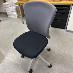 オフィス用　椅子の画像