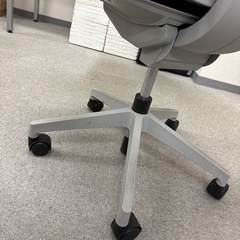 オフィス用　椅子の画像