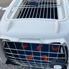 小型犬キャリーケース中古の画像
