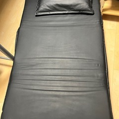 リクライニングソファーベッド(黒)の画像