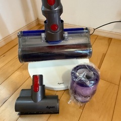 【取引決定】ダイソン　掃除機　充電スタンド付きの画像
