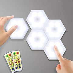  LEDライト六角形タッチライト 小型 キッチンライト DIY キャビネットライト ナイトライト フットライト 夜間ライト 安全灯 補助灯 常夜灯 授乳用 　転売OK　倒産品　まとめ売り　ネット商材　アマゾン引き上げ商品　メルカリ　副業の画像