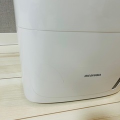 【フィルター新品】アイリスオーヤマ　空気清浄機能付除湿機 の画像