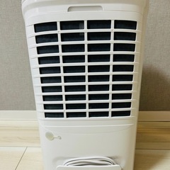 【フィルター新品】アイリスオーヤマ　空気清浄機能付除湿機 の画像