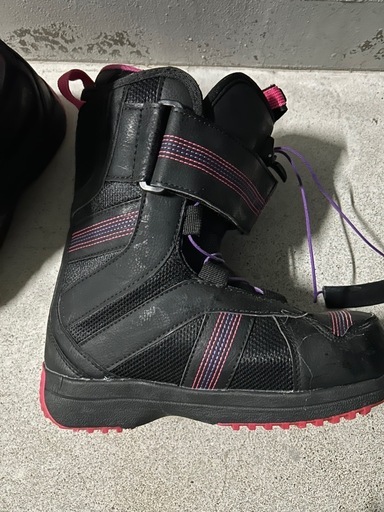 IGNIO イグニオ　スノーボードブーツ 29センチ IGNIO】スノーボードブーツ 女性用23cmピンクイグニオ (ひお) 金沢の靴