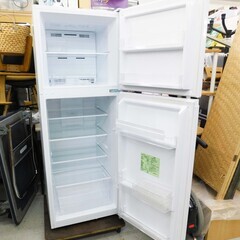 【恵庭】ヤマダ　ノンフロン冷凍冷蔵庫　YRZ-F23K　2022年製　236L　中古品　PayPay支払いOK！の画像