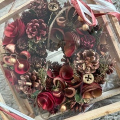 クリスマスリース　未使用　保管品　アレンジメント/プリザーブドフラワー　ドライフラワー　 インテリア　 松ぼっくり クリスマスの画像