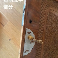 ［定型文お断り］古い箪笥についていた扉　アンティークの画像