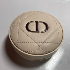 ディオールラベンダーの画像