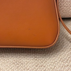 ミラオーウォン　オーバルモチーフホーボーバッグの画像