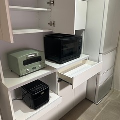 売切り‼️格安‼️超美品‼️食器棚の画像