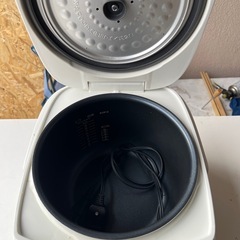 炊飯器の画像