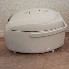 炊飯器 5.5合炊きの画像