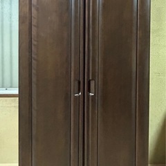 ダークブラウン 木製 クローゼット 衣類収納の画像