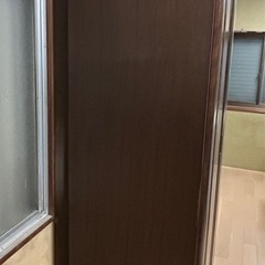 ダークブラウン 木製 クローゼット 衣類収納の画像