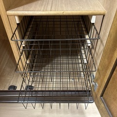 ダークブラウン 木製 クローゼット 衣類収納の画像