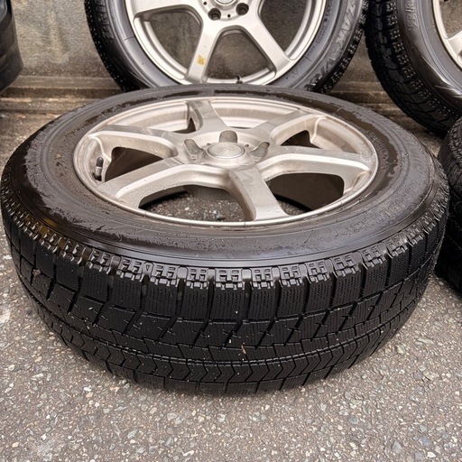 ［福岡］アルミホイール付スタッドレスタイヤ　21565R17　