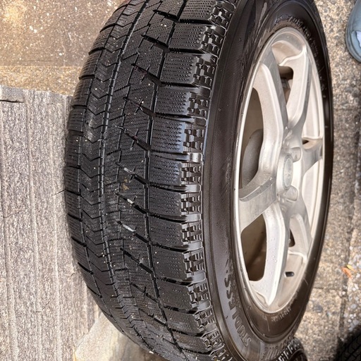［福岡］アルミホイール付スタッドレスタイヤ　21565R17　