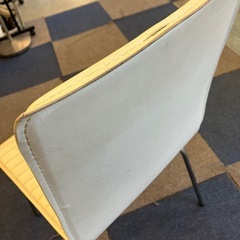 イ2512-019　NITORI 食卓椅子 ダイニング チェア スツール ホワイト キズ汚れ有りの画像