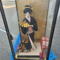 日本人形 扇子持ち ガラスケース入 舞妓 芸妓 芸者の画像