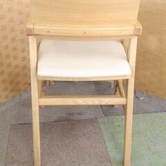 キトコ　キッズダイニングチェア 3歳頃から大人まで アイボリー KM#27 yamatoya 大和屋 kitoco ハイチェア 札幌 北20条店の画像