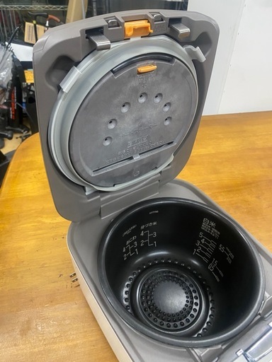 ★ふっくら御膳★　IHジャー炊飯器　5.5合　シャイニーホワイト　RZ-TS104M　　リサイクルショップ宮崎屋佐土原店R7.12.3