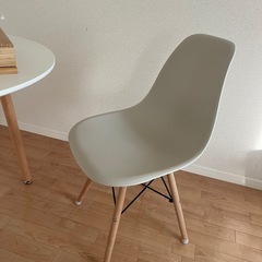 椅子✖︎2個セットの画像