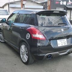 スズキス　イフトスポーツ　６速　２５年　車検９年２月　１３．８万ｋｍ　不具合無し美品　ナビ７年２月新品交換の画像