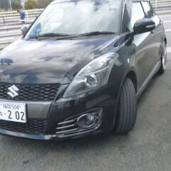 スズキス　イフトスポーツ　６速　２５年　車検９年２月　１３．８万ｋｍ　不具合無し美品　ナビ７年２月新品交換の画像