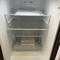 天)2025年製❗️ YAMADA ノンフロン冷凍冷蔵庫　YRZ-F15MKの画像