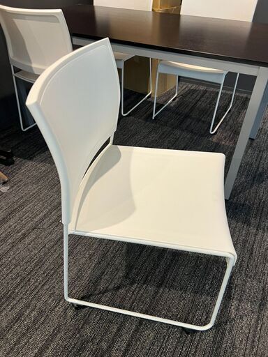 【多少の仕様感あり】会議用テーブル ミーティングテーブル 椅子4脚セット