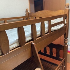 2段ベット　二段ベット　茶色の画像