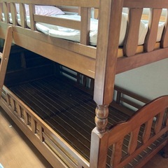 2段ベット　二段ベット　茶色の画像