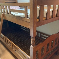 2段ベット　二段ベット　茶色の画像