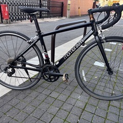 momentum ロードバイク ブラック 700Cの画像