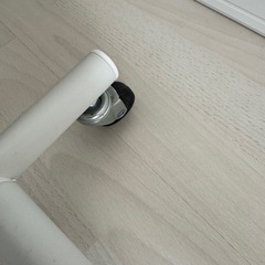 ハンガーラック パイプハンガー コート掛け 衣類ラック 衣類収納 キャスター付き 頑丈 組み立て簡単 幅約100cm ホワイトの画像