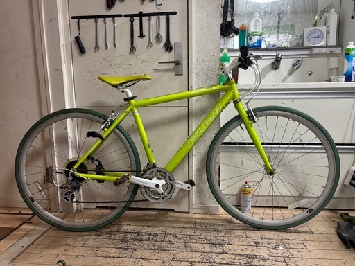 FUJI Absolute S クロスバイク ライムグリーン (くま) 東大阪のクロス