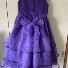 素敵品も
あるドレス　サイズ150の画像