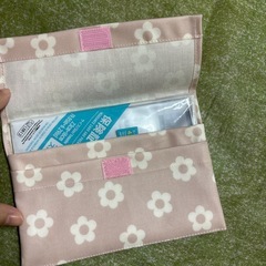 保険証入れ　ケースの画像