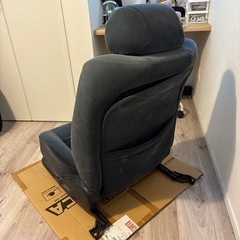 助手席シートの画像