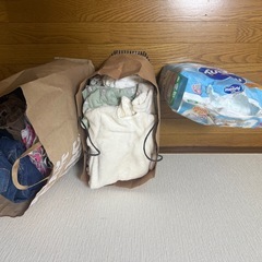 新生児　洋服　女の子の画像