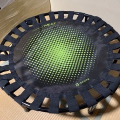 美品！トランポリンの画像