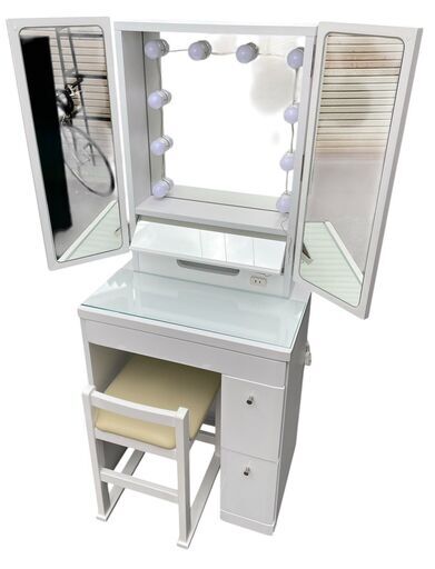 美品 ニトリ 三面鏡 ドレッサー (アキノリ) 大阪難波のドレッサーの