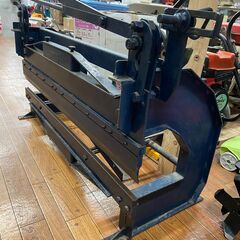 【中古】【店頭引取限定】手動式　板金折り曲げ機　14.300円（税込）5296の画像