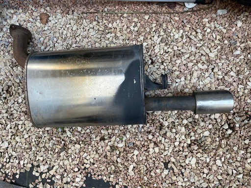 17マジェスタ純正マフラー (mii) 六会日大前のパーツの中古あげます