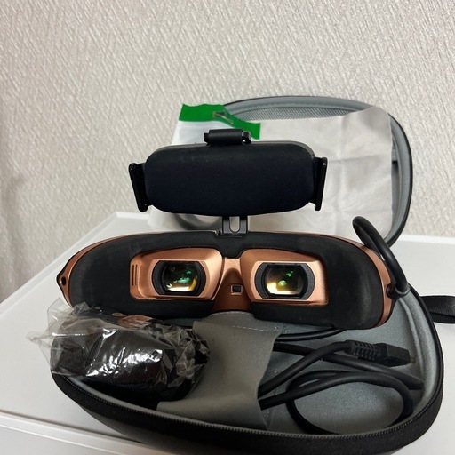 VRヘッドセット  自宅で手軽に映画館